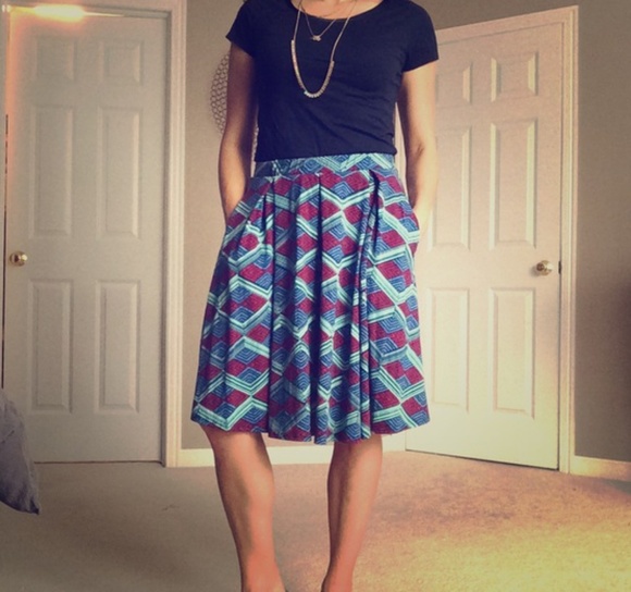 🌹HP🌹LuLaRoe NWT Madison Skirt Large - Picture 7 of 8